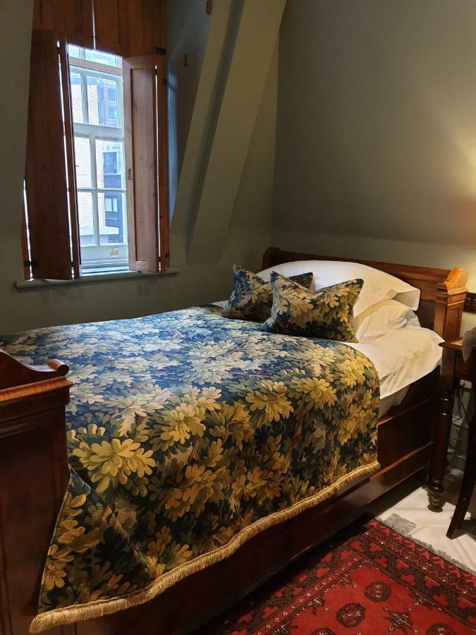 Batty Langley'S Hotel London Ngoại thất bức ảnh A guest room at the Inn